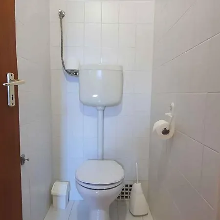 In - Balaton 18987 Keszthely