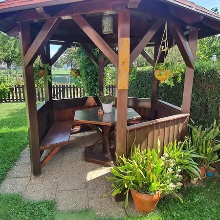 In - Balaton 18987 Apartman