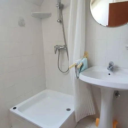 In - Balaton 18987 * Keszthely