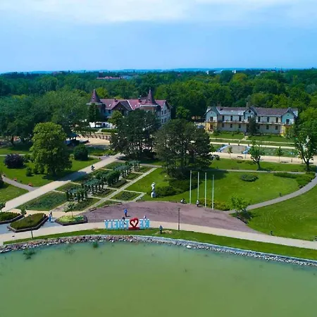 In - Balaton 18987 Keszthely