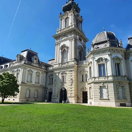 In - Balaton 18987 Apartman *