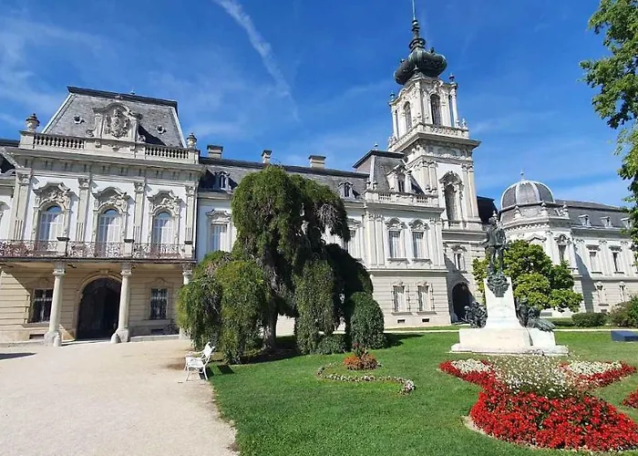 In - Balaton 18987 *